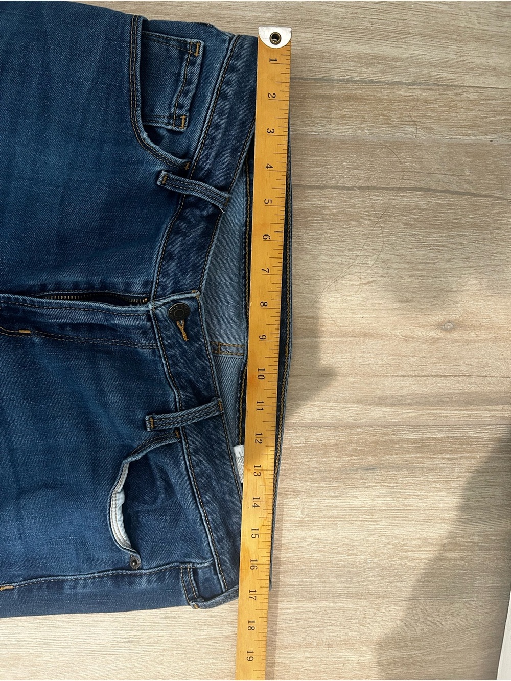 Size 14 Old Navy Boot-Cut Jeans - Picture 5 of 8